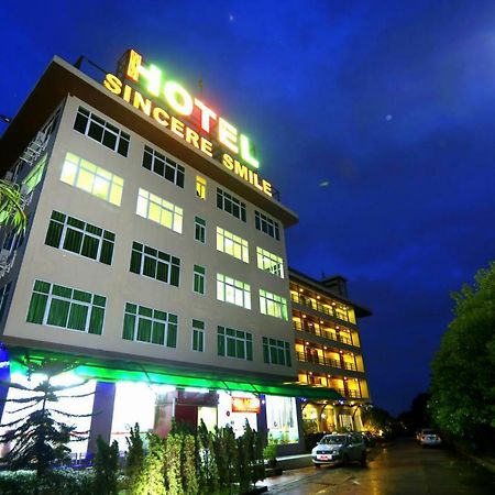 Hotel Sincere Smile Yangon Bagian luar foto