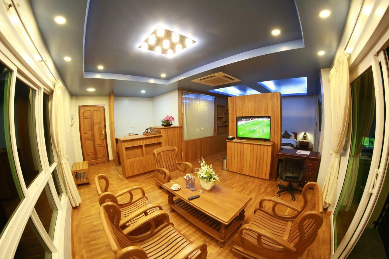 Hotel Sincere Smile Yangon Bagian luar foto